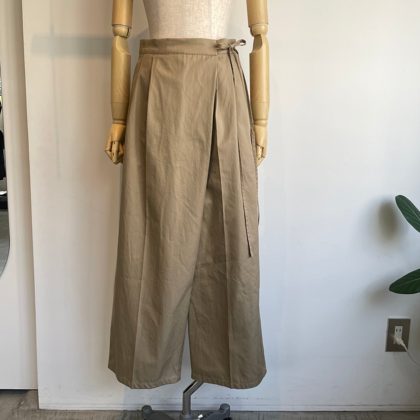 yuni//master seed Cotton chino wrap パンツ　1701PT007262