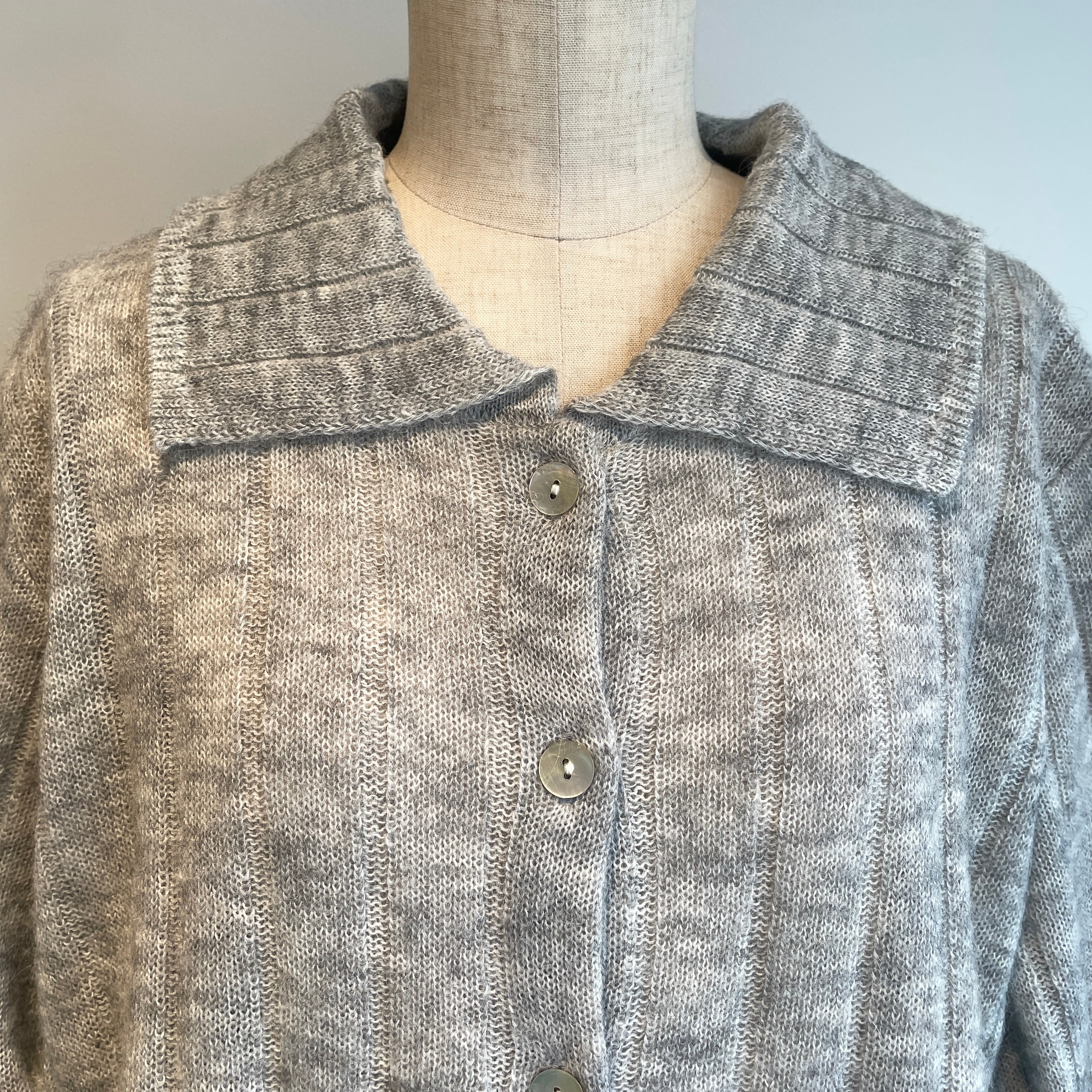 porter des boutons//ワイドカラーニットカーディガン P13-2-039