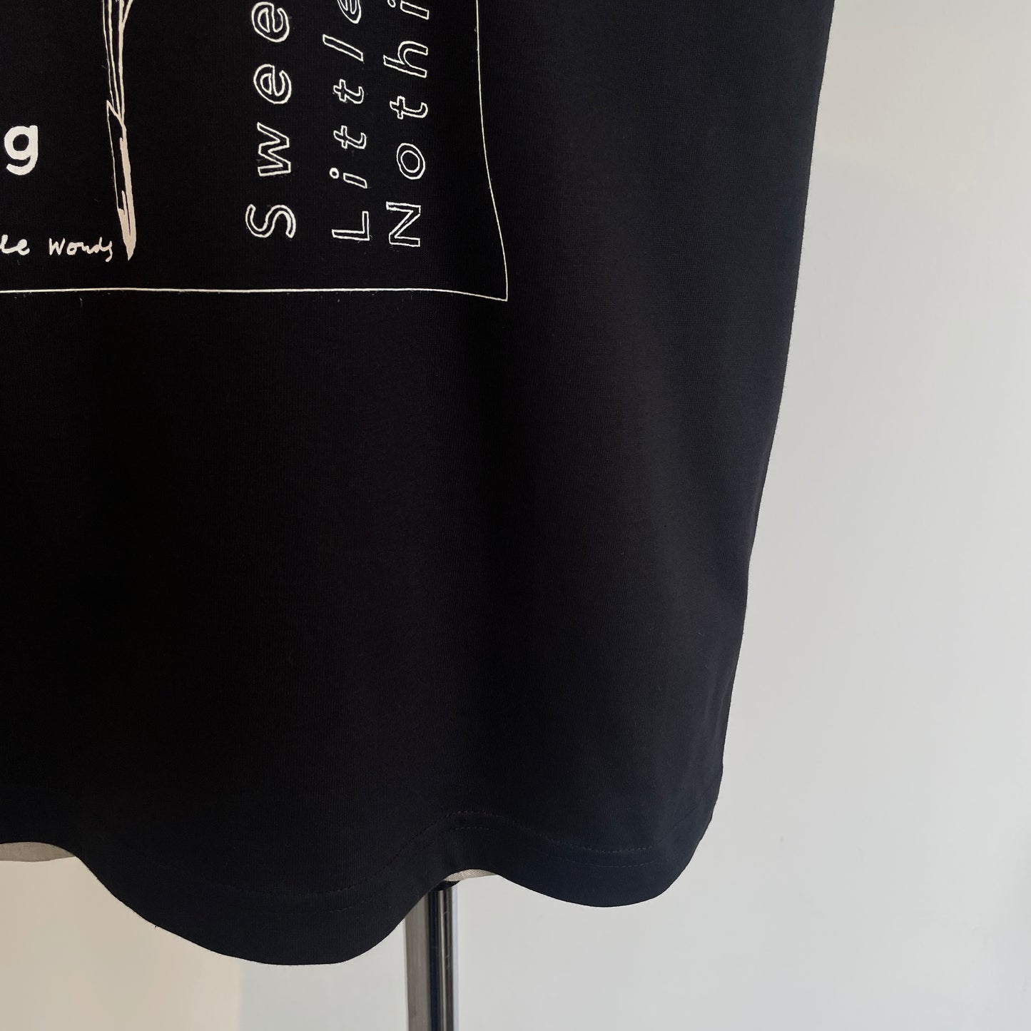 Sweet Little Nothing//Lily of the valley　半袖Tシャツ(すずらん)ブラック