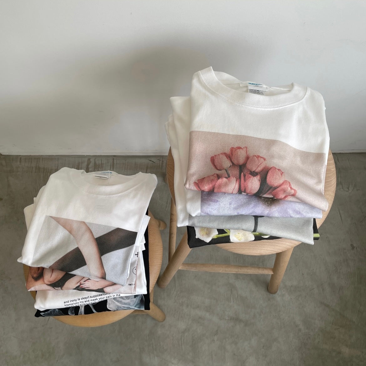 MAYFOOL //pink tulip Tシャツ