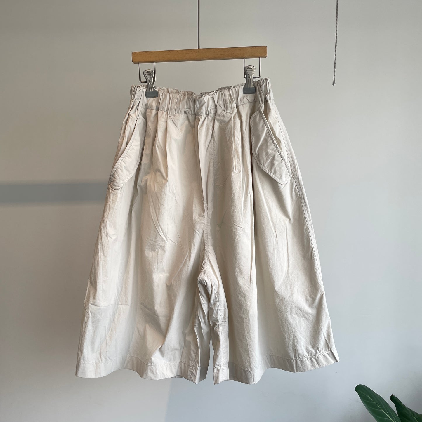 buoy buoy//45d NYLON 伊吹染め HALF パンツ　2701PT012261