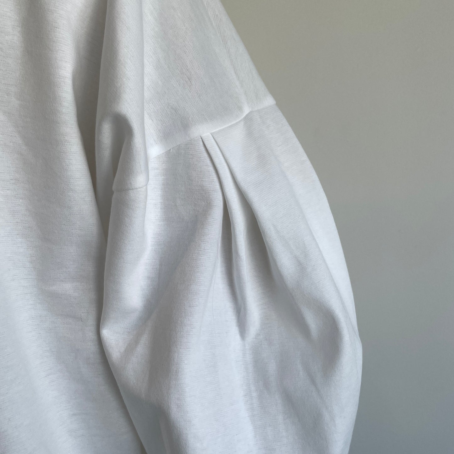 SI HIRAI//BALLOON SLEEVE-T CHAW26-6004