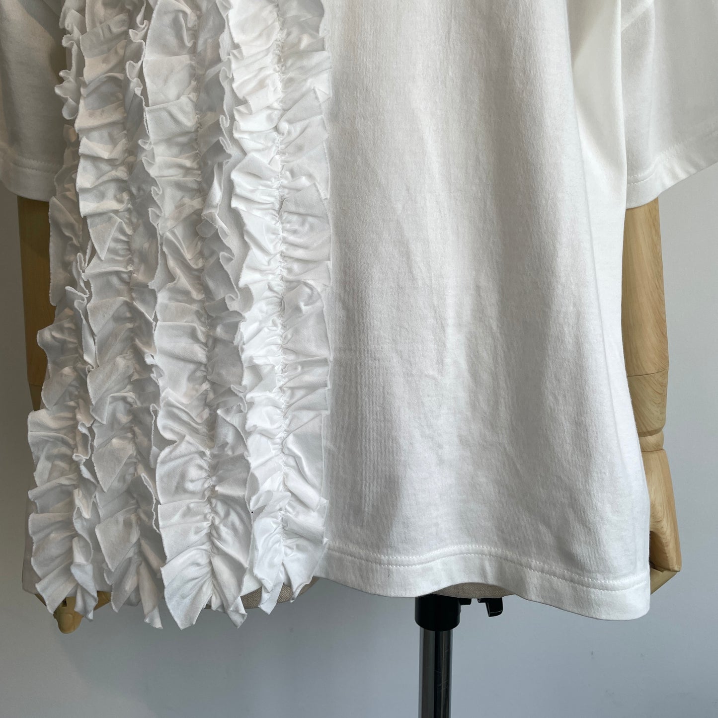universaltissu//クラシック天竺 フリルTシャツ　US251CT023