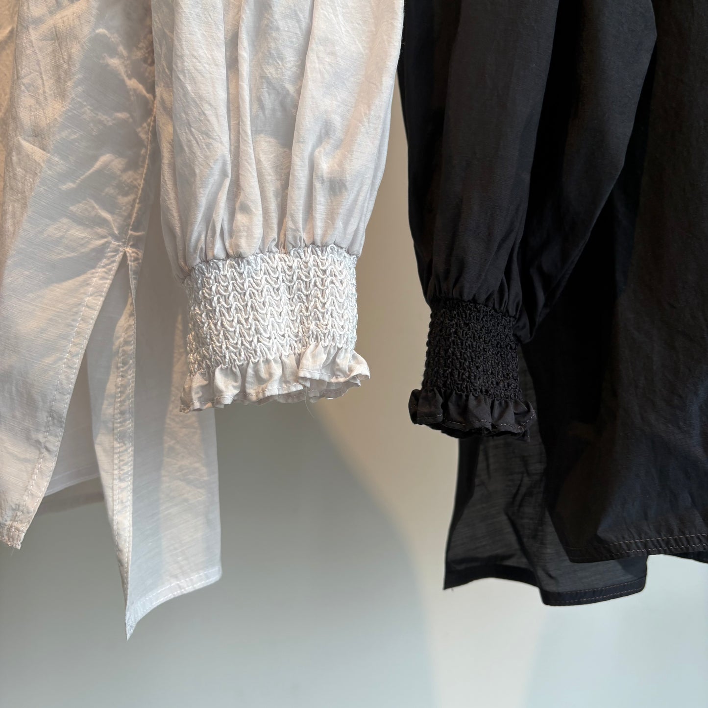 yuni//100/1Cotton/Cupra gather sleevesブラウス　1701BL1701BL017261