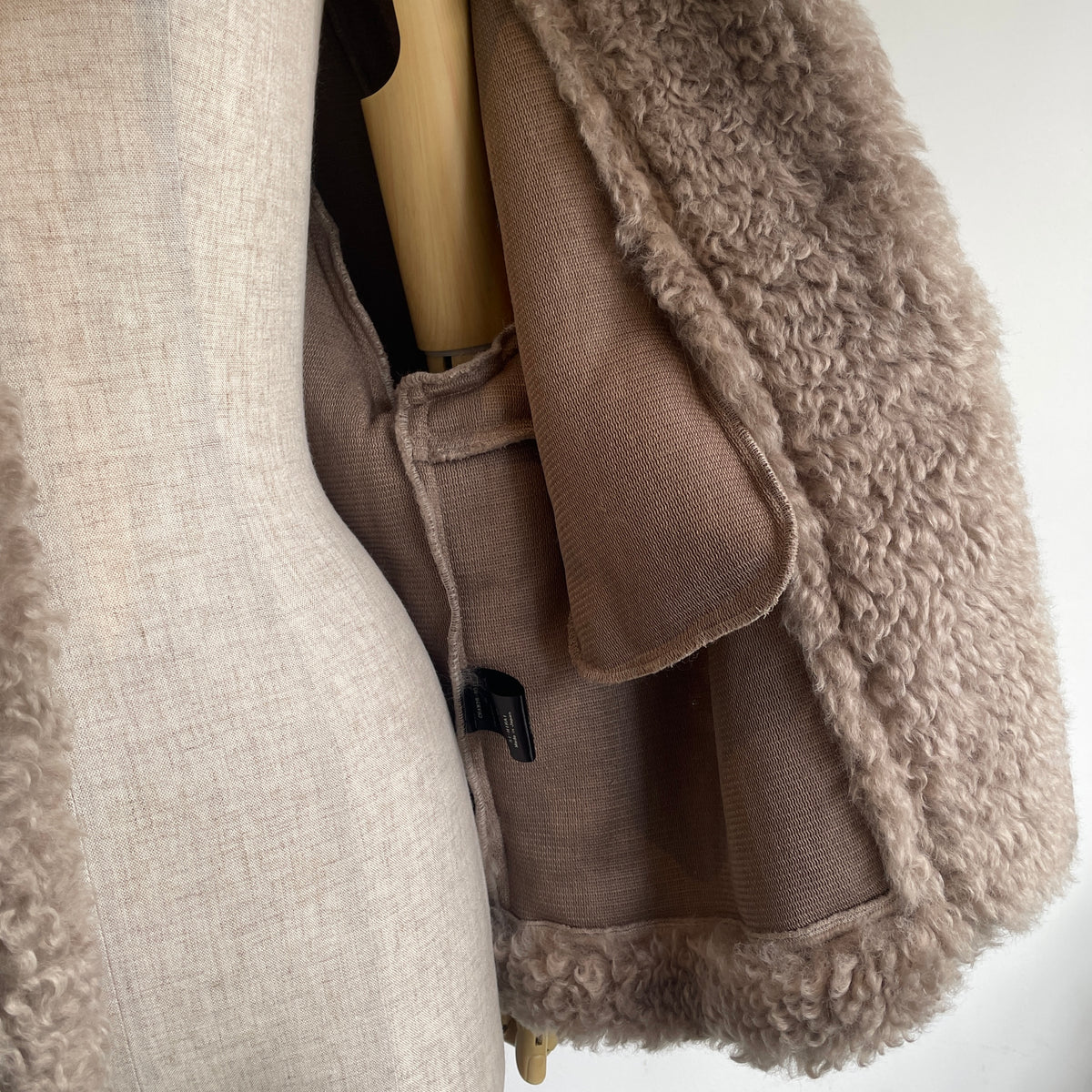 SI HIRAI//WIDE SLEEVE SHORT COAT  CHAW26-8015