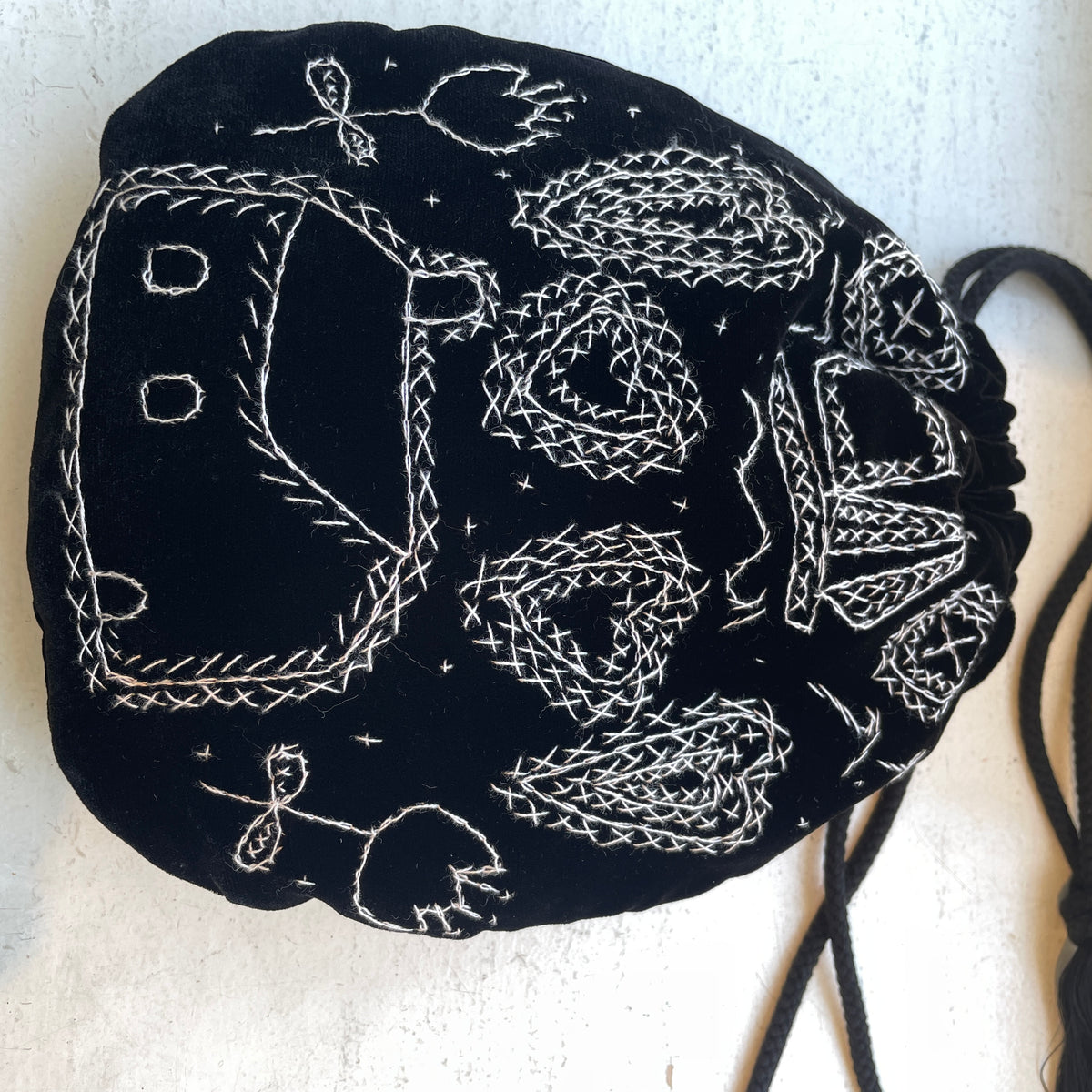 ASEEDONCLOUD //Memories hand embroidery bag 262001