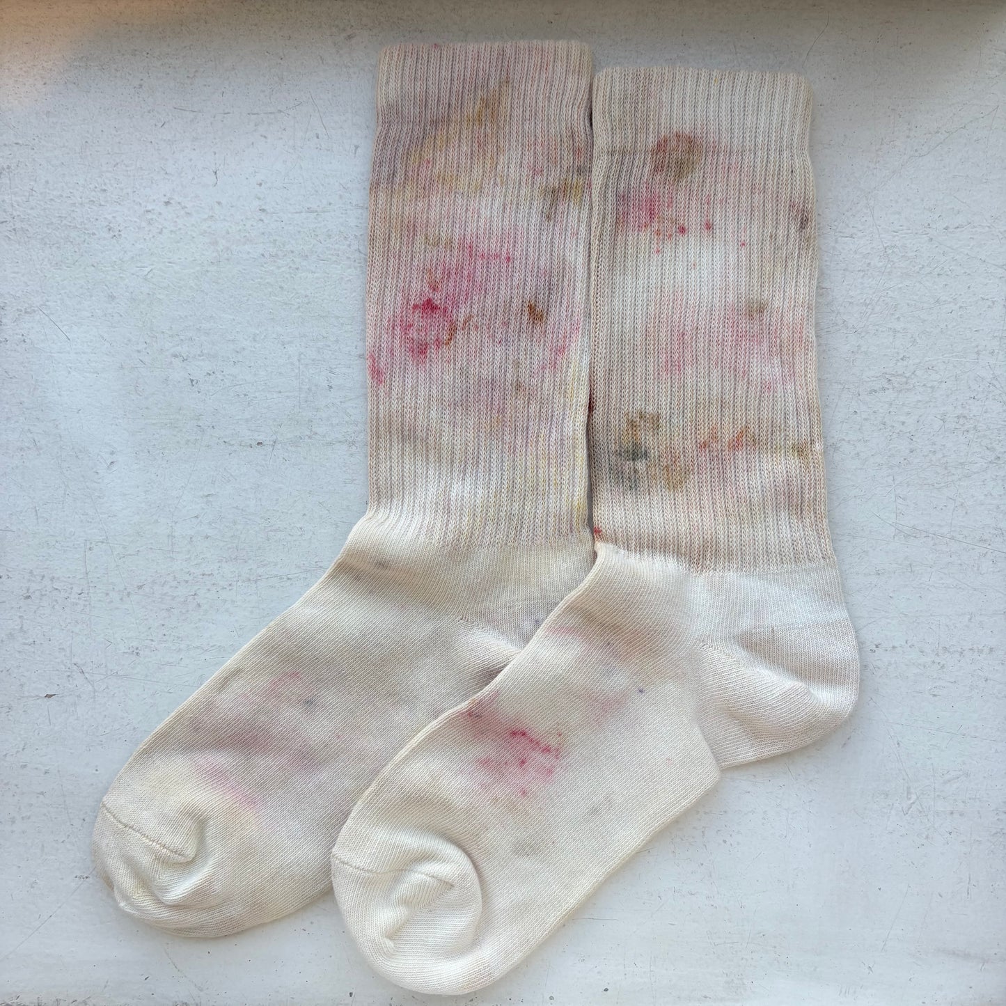 Oo //お花染めソックス