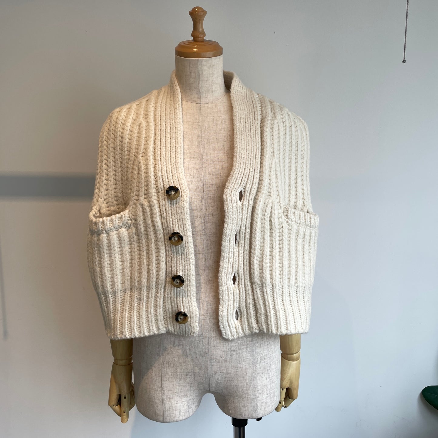 UNDYED //ハイランドウールニットベスト　25F212