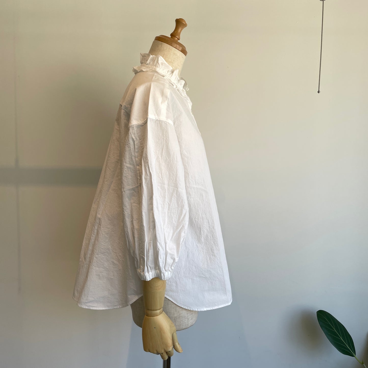 handsofcreation//強撚cotton桐七炊き変形フリル7分袖BL 01630642