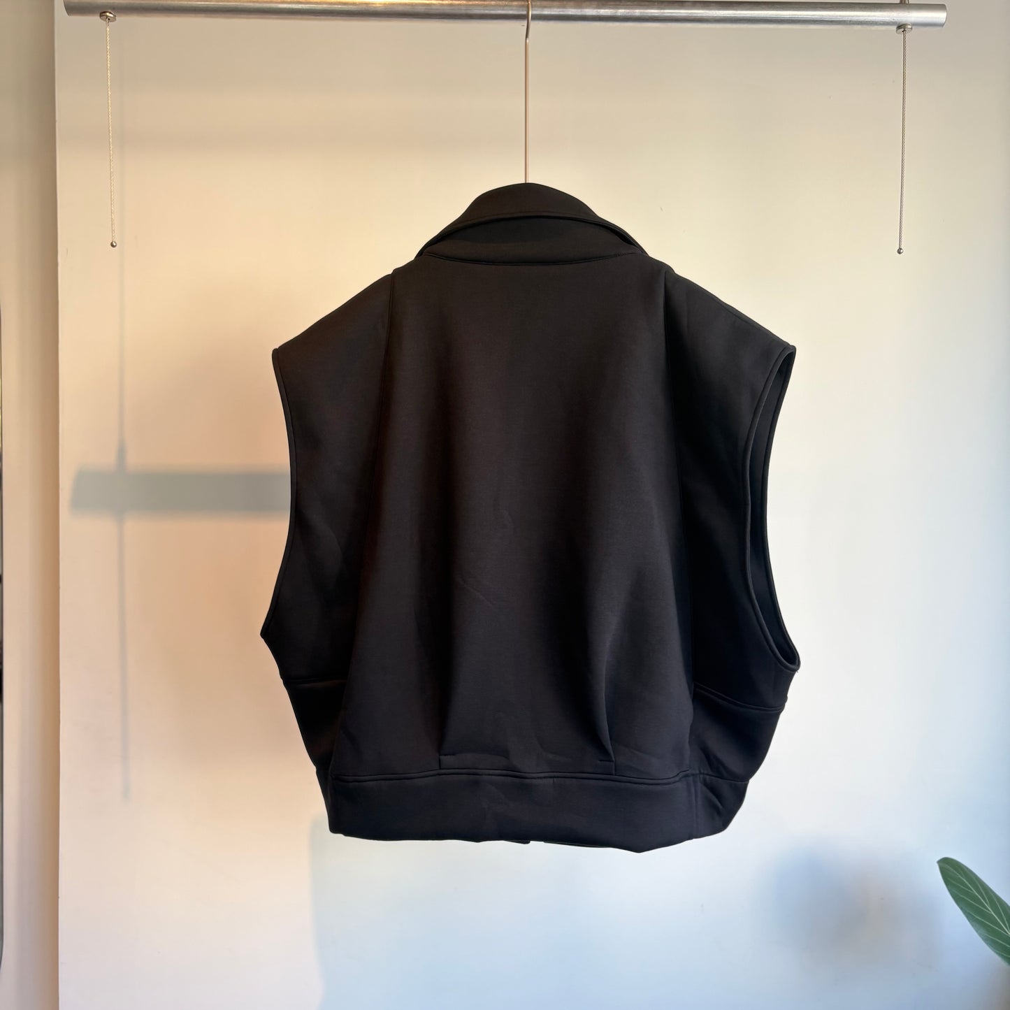 ALWEL//SLEEVELESS JACKET  AIR-10