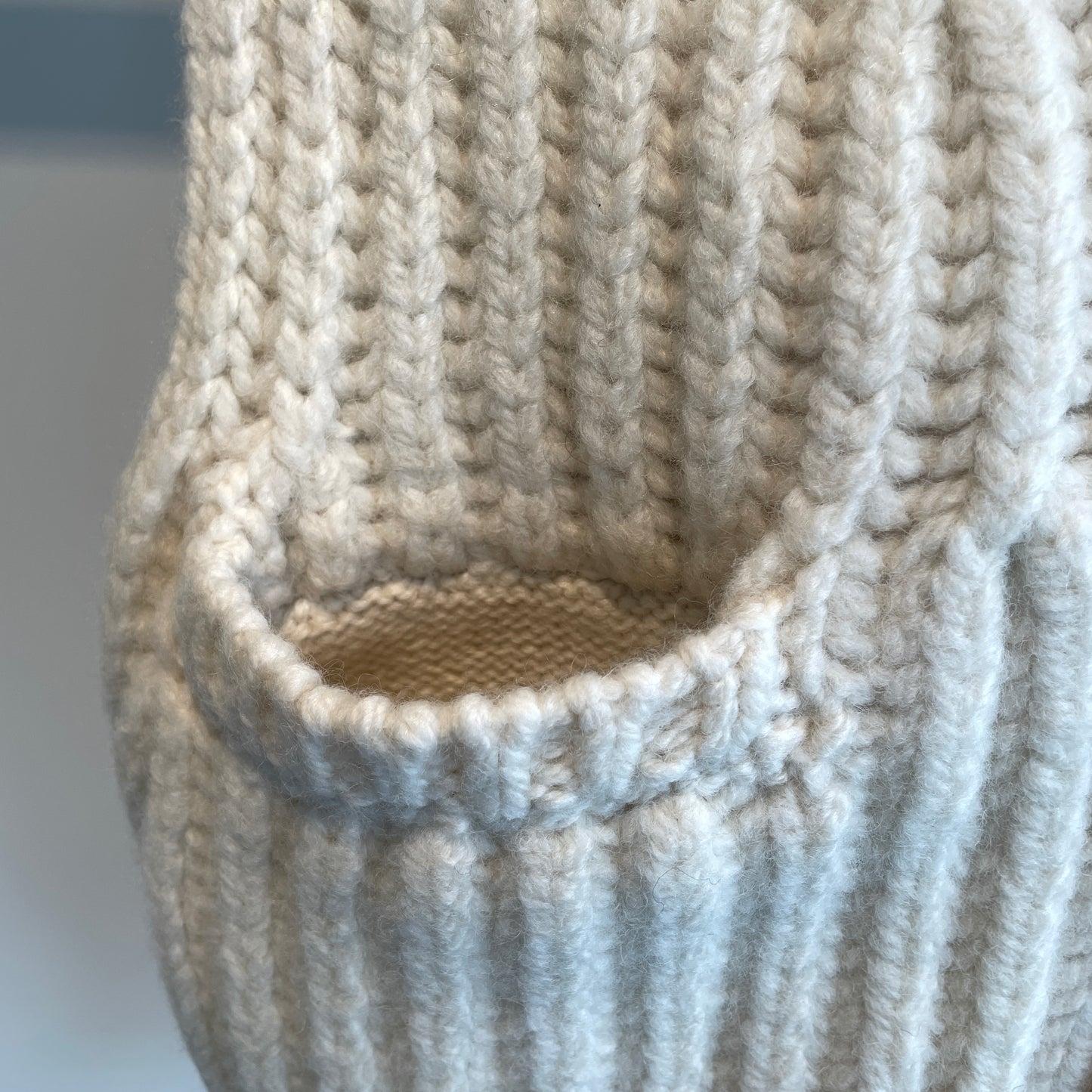 UNDYED //ハイランドウールニットベスト　25F212