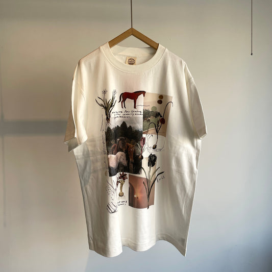 Sweet Little Nothing//馬と球根花 半袖Tシャツ