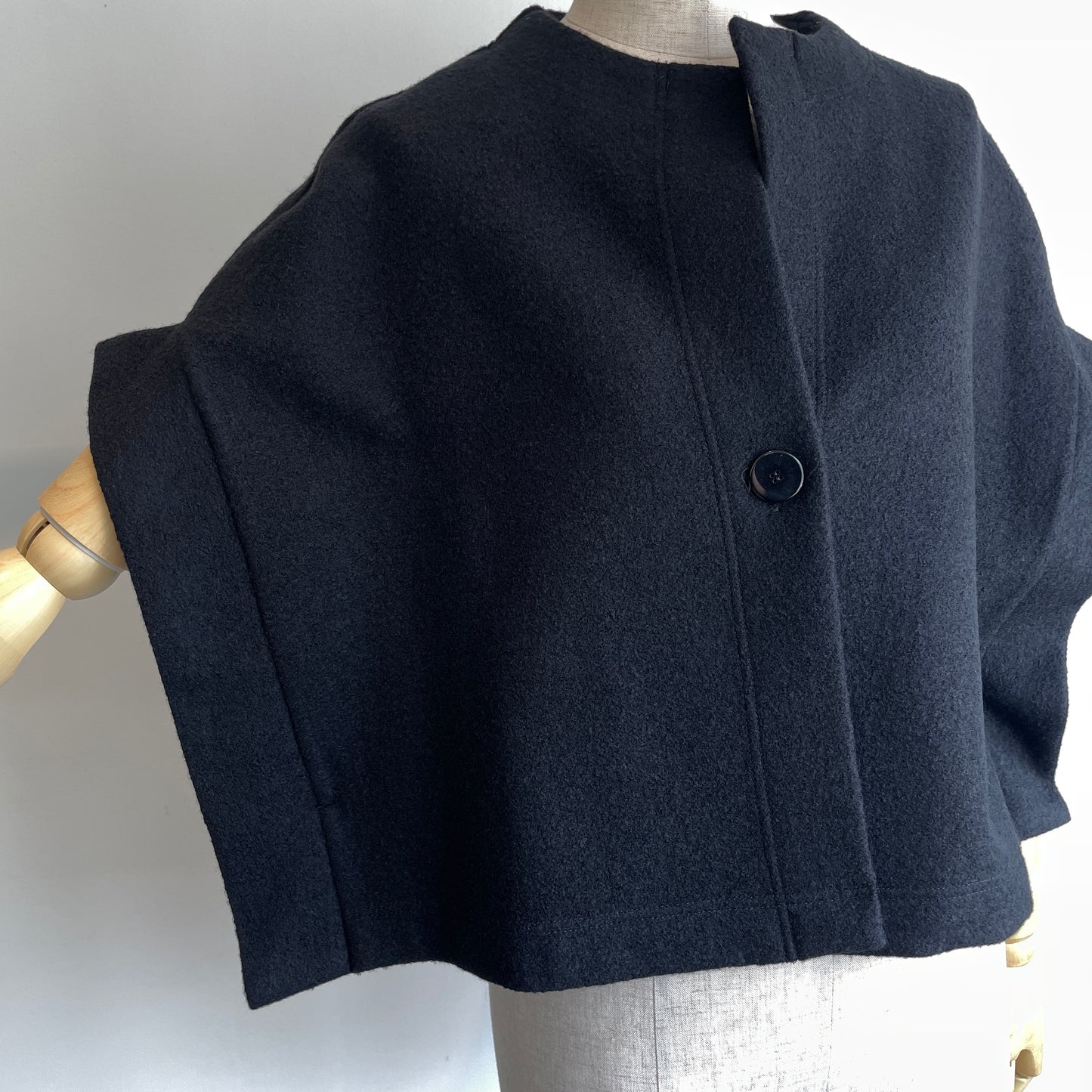 SI-HIRAI //SHORT ROBE CHAW25-6011