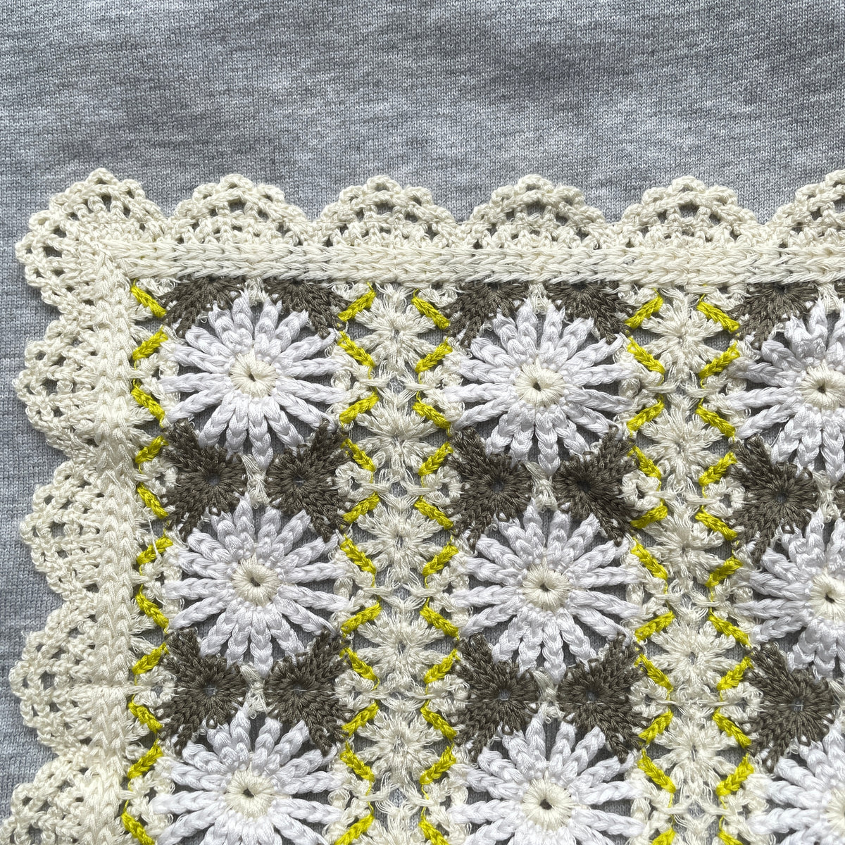 yuni//Cotton裏毛 color lace プルオーバー　1701CT001262