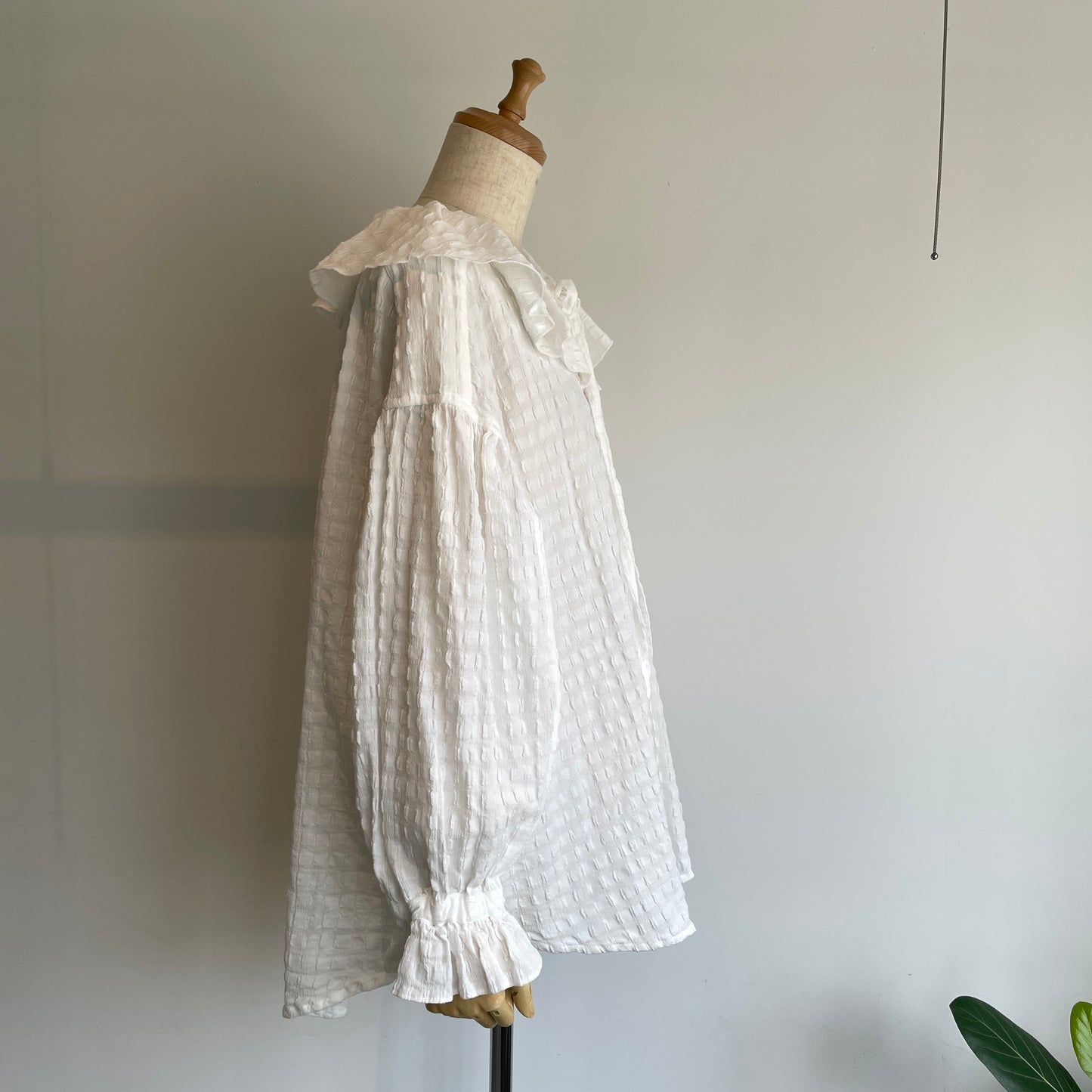 buoy buoy//SHEER CHECK TACK FRILL ブラウス　2701BL004262