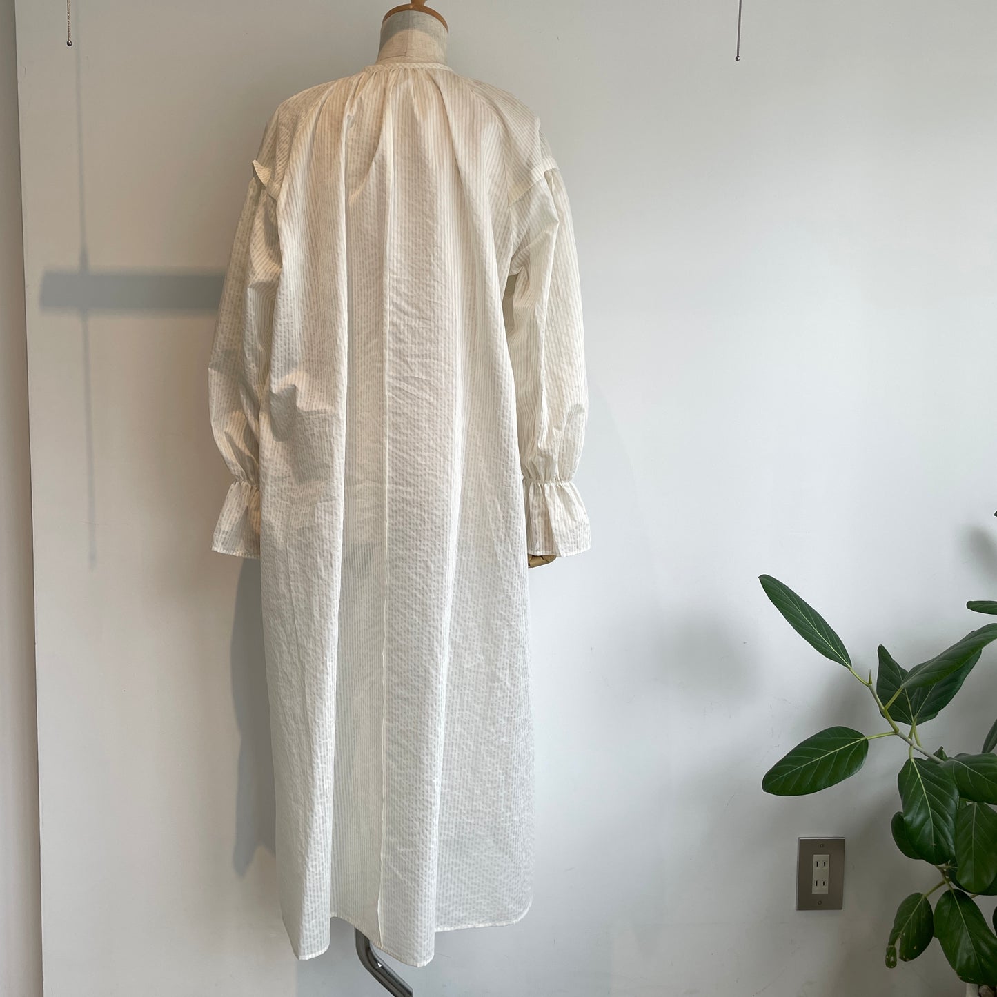 yuni //C/Pe stripe gather sleeves OP 1701OP019261