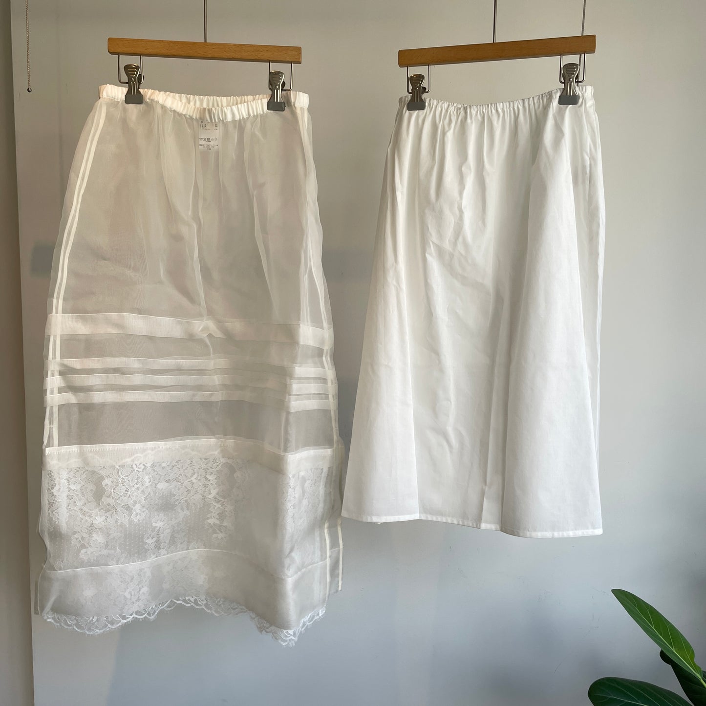 heriter//silk organdy skirt
H2-26-4002