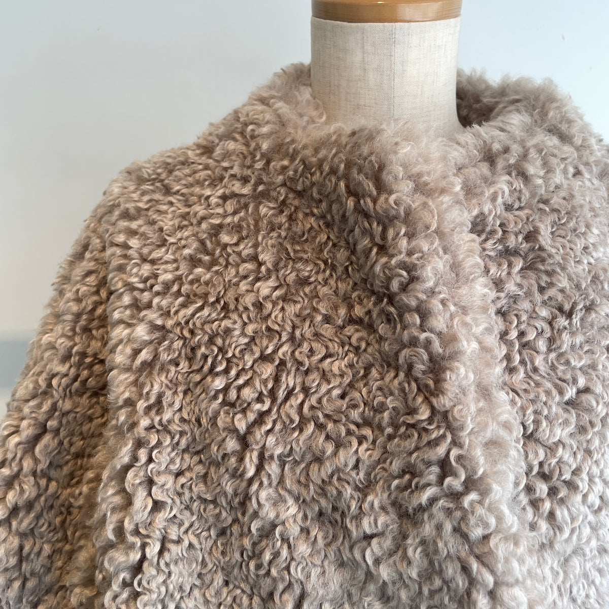 SI HIRAI//WIDE SLEEVE SHORT COAT  CHAW26-8015