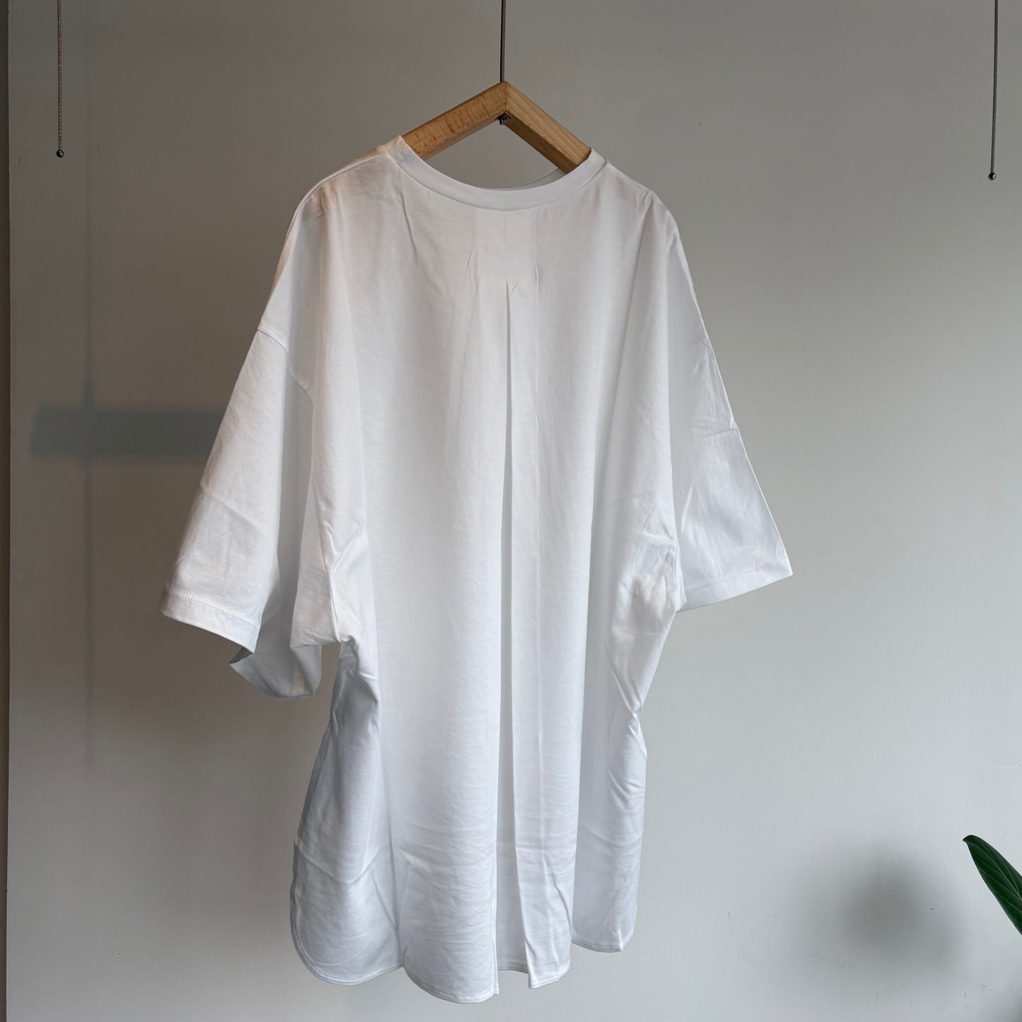 yuni//ハイパワーポンチwide sleeves Tシャツ  1701CT019261