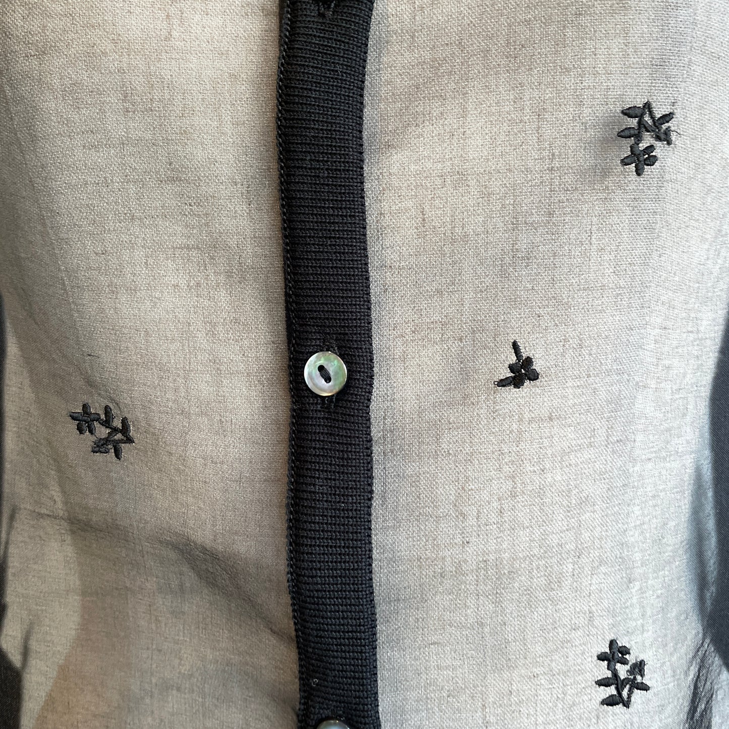 porter des boutons//Petite fleurベスト　P21-2-018