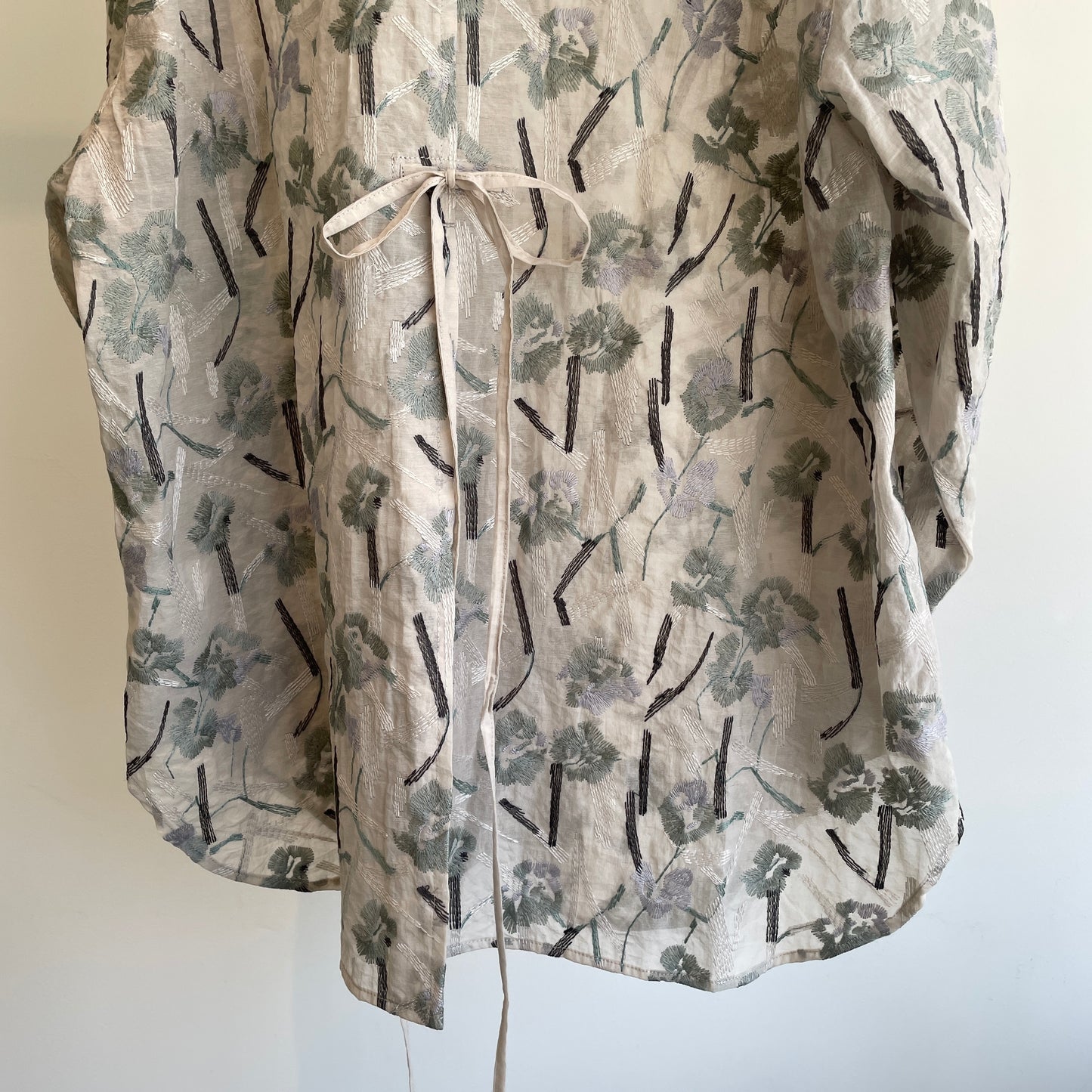 yuni//Cotton Nylon sheer blooming embroidery シャツ 1701BL011262