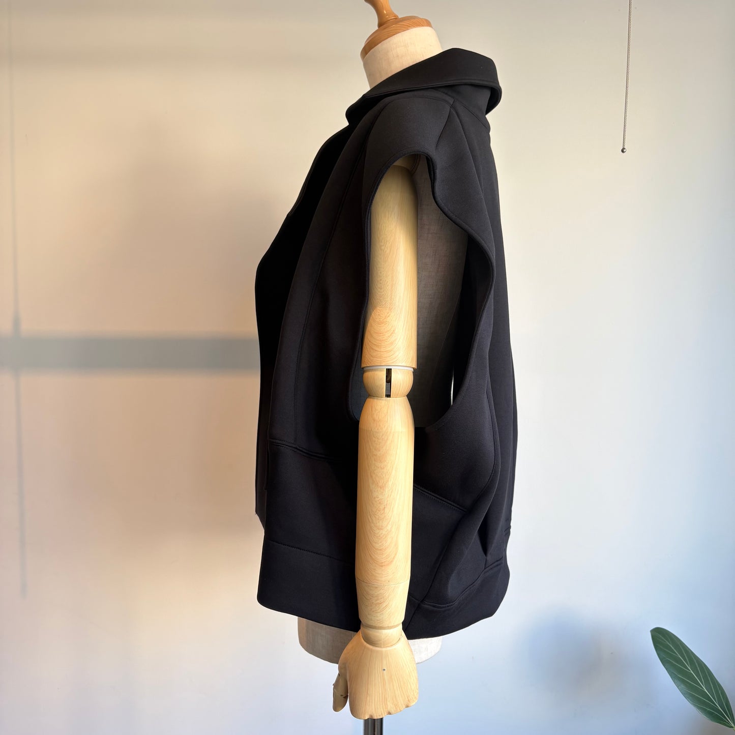 ALWEL//SLEEVELESS JACKET  AIR-10