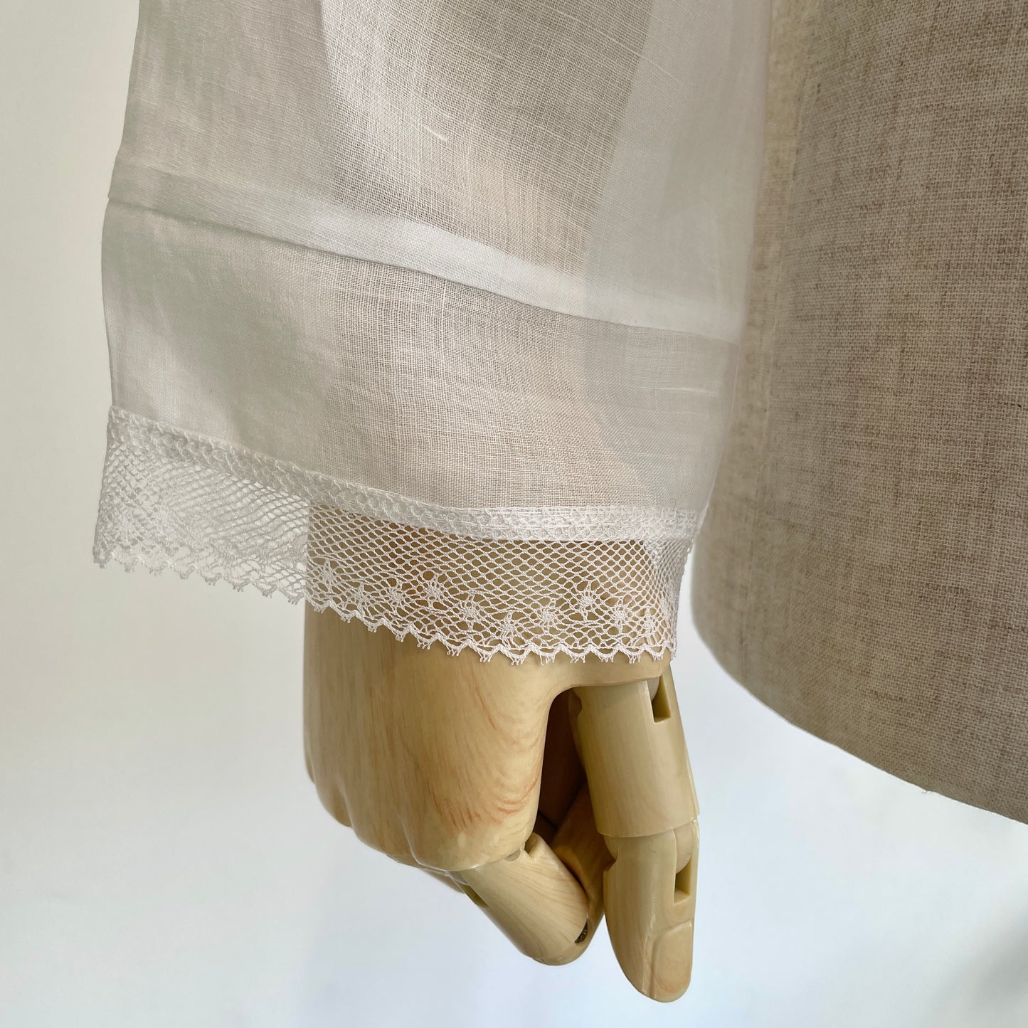 NATIVE VILLAGE//No.6 寂静 ロングスリーブレースブラウス　31261-06207