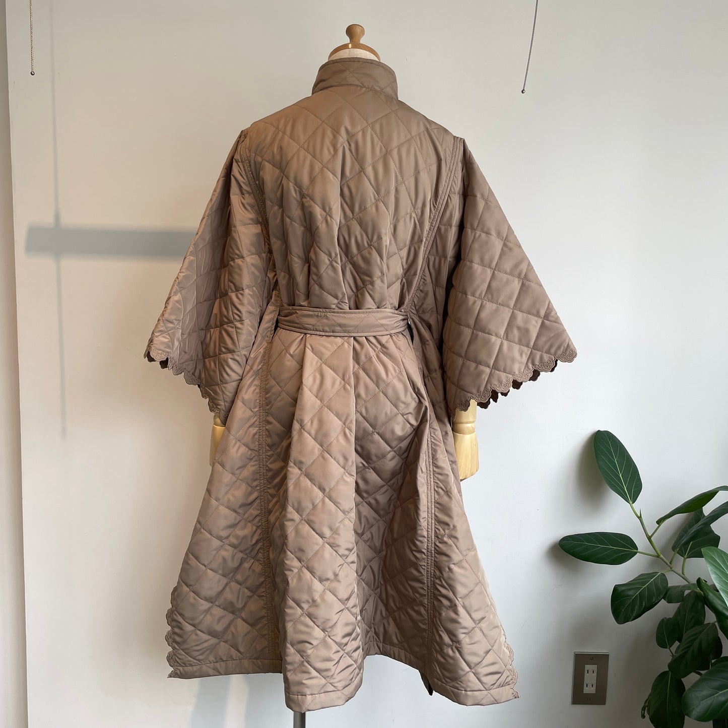 porterdesboutons//キルティングスカラップポンチョコート　P-14-1-057