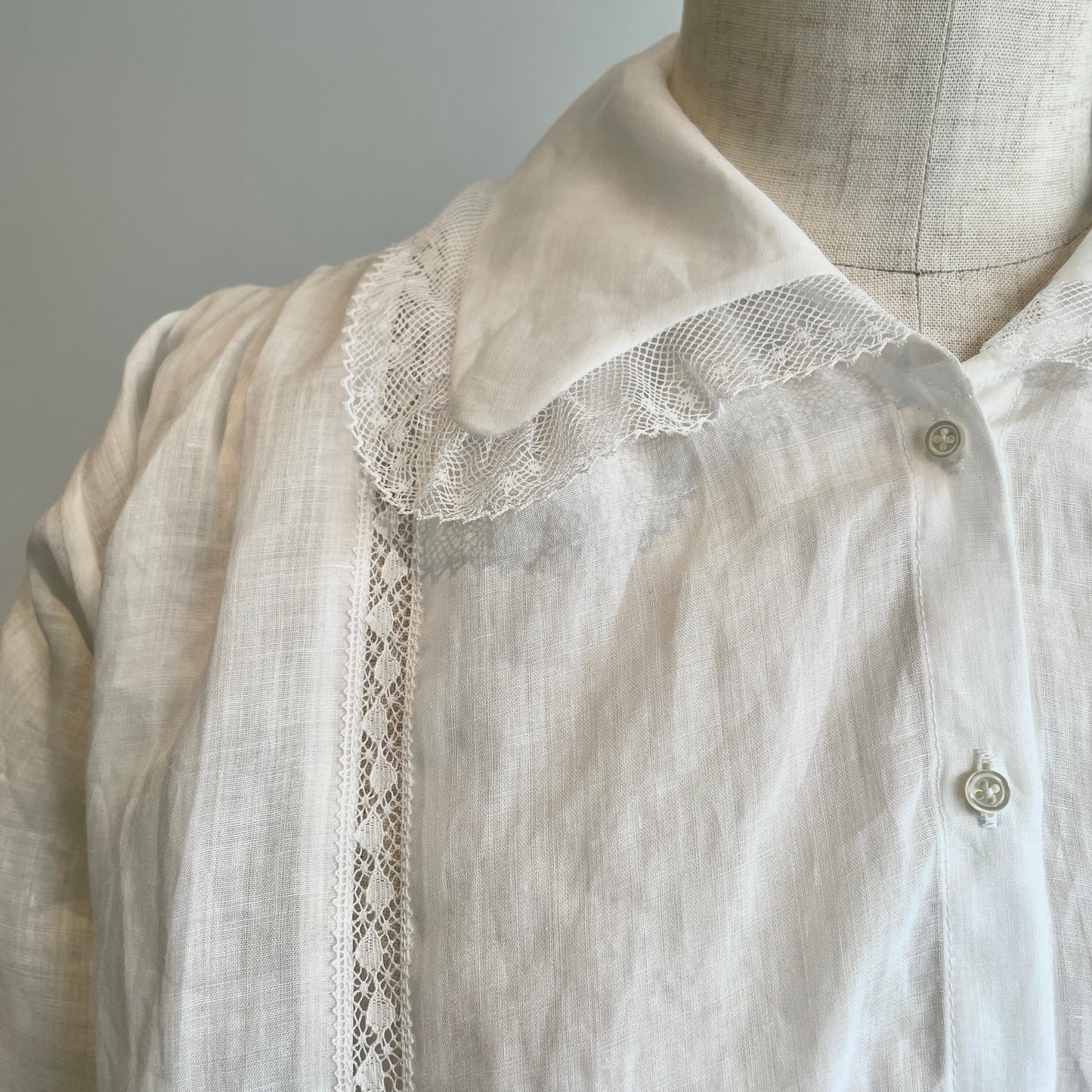 NATIVE VILLAGE//No.6 寂静 ロングスリーブレースブラウス　31261-06207