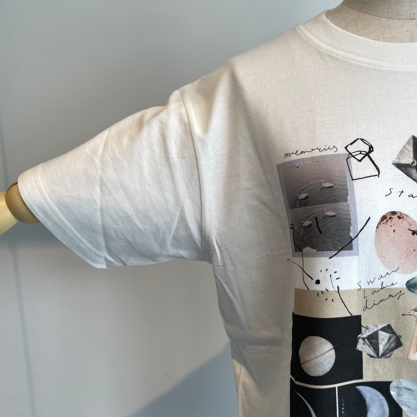 Sweet Little Nothing//月と鉱石　半袖Tシャツ