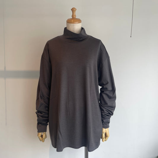 universaltissu//ウォッシャブルウール天竺 タートルネックPO TS233CT091