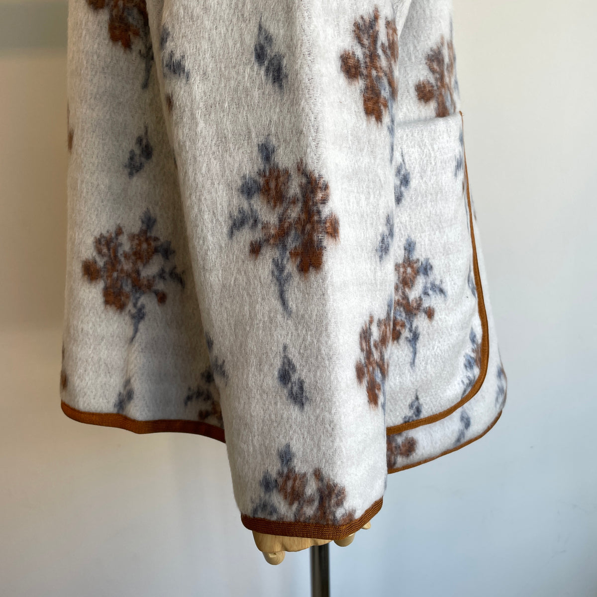 qiri//sarasa raised jacquard カーディガン　6301BL004262