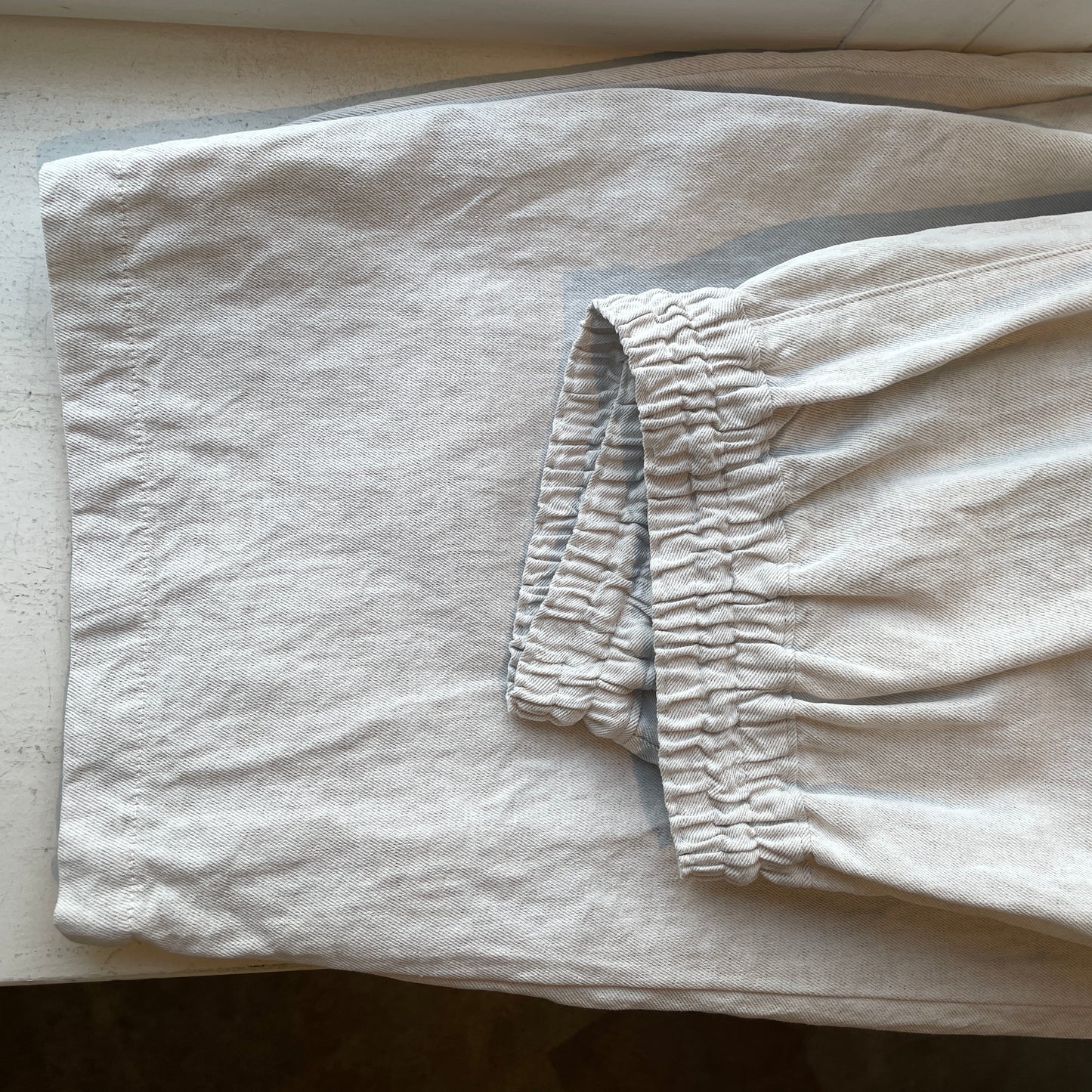 yuni//Cotton/Linen denim wide cocoon パンツ　1701PT016261